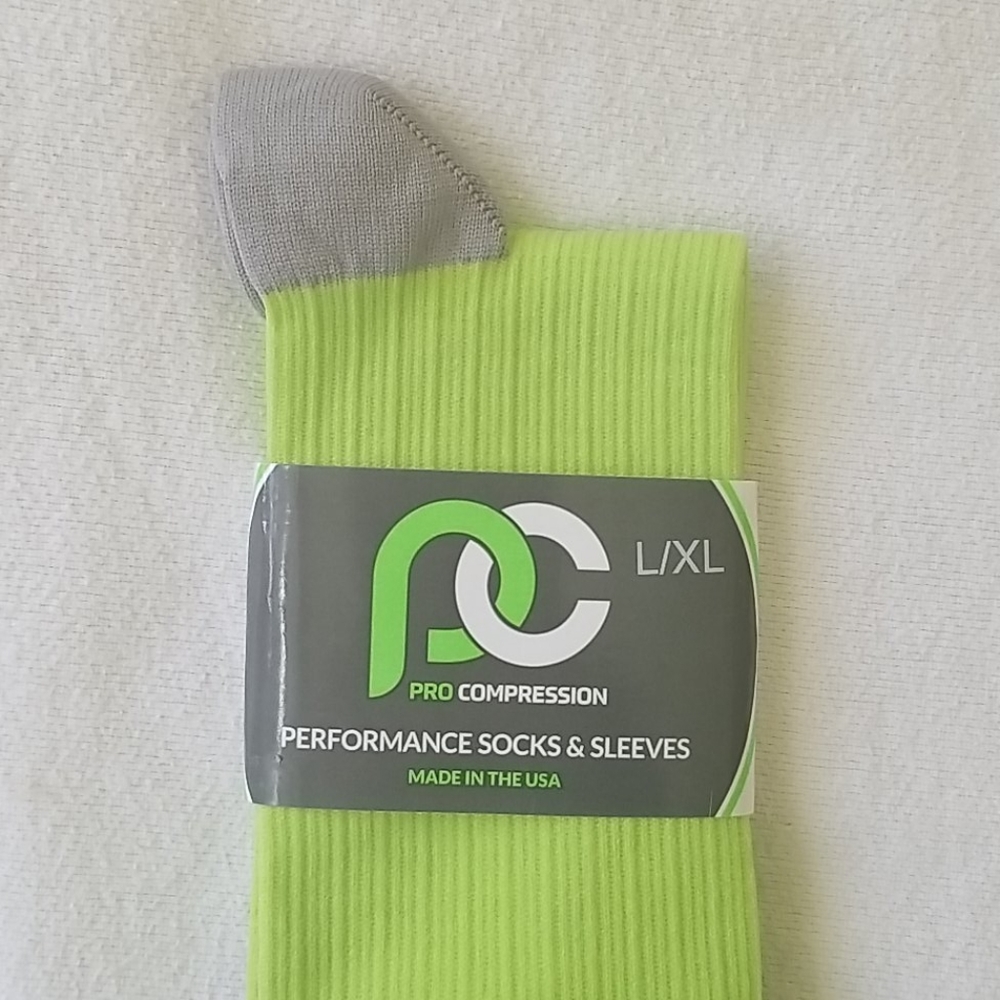 Pro Compression Performance Socks NWT Lime Green